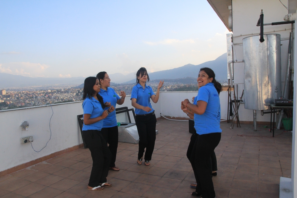  Girls Dancing